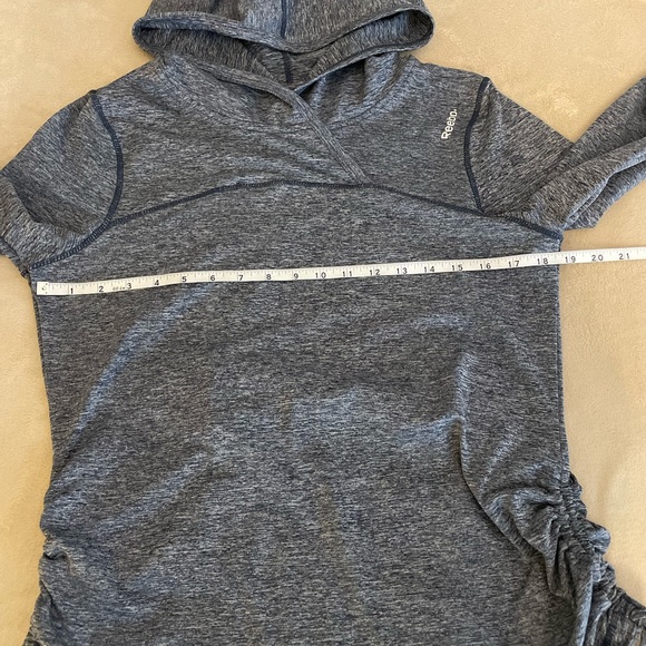 Reebok Hooded Training Top - Size M - Picture 6 of 9